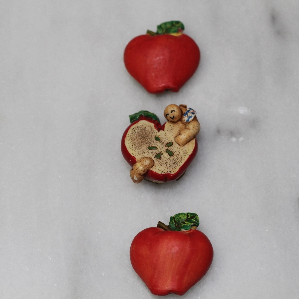 Apple Button Set (3 Buttons) - image 1